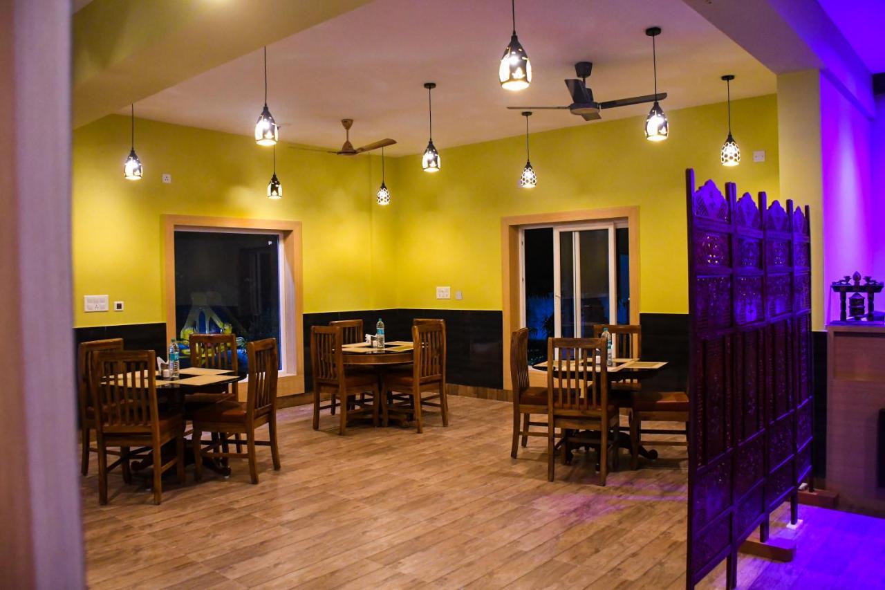 Unique Shantiniketan Hotel Sri Niketan Buitenkant foto