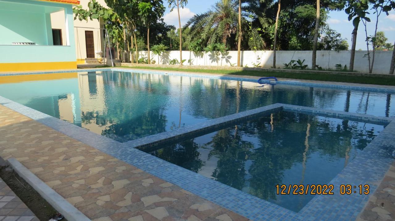 Unique Shantiniketan Hotel Sri Niketan Buitenkant foto