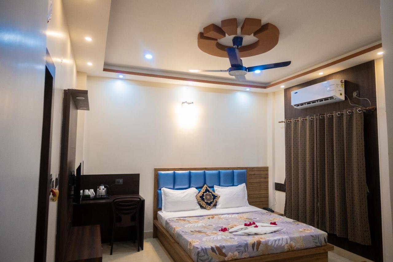 Unique Shantiniketan Hotel Sri Niketan Buitenkant foto