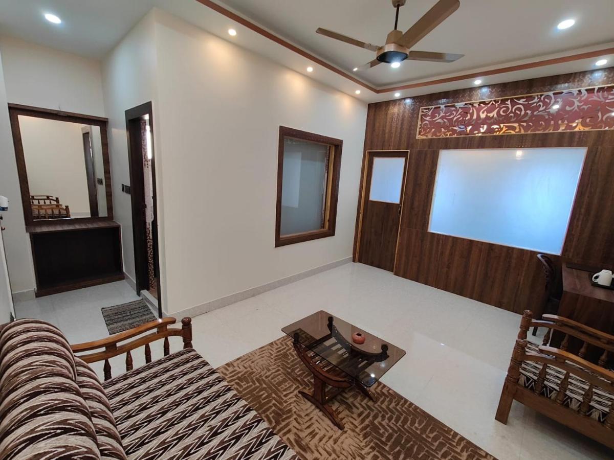 Unique Shantiniketan Hotel Sri Niketan Buitenkant foto