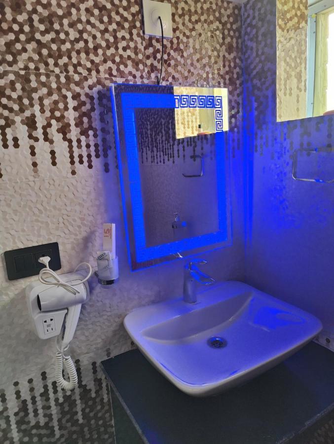 Unique Shantiniketan Hotel Sri Niketan Buitenkant foto